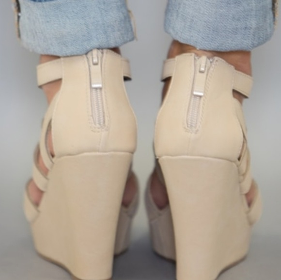 Nude Wedge sandal - Picture 5 of 6